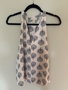 LOFT Cream Sleeveless V-Neck Tank with Navy Print
